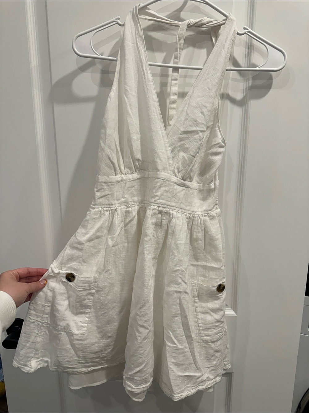 American Eagle Outfitters White Sleeveless V-Neck Mini Dress